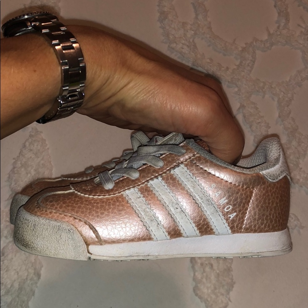 Adidas somoa girls size 7 preloved